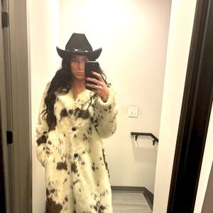 Meet your Posher, Alexa